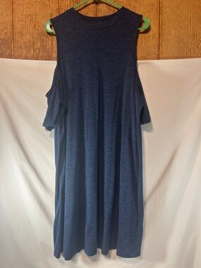 Love Fire Woman’s Sleeveless Cold-Shoulder Knit Dress in Deep Navy